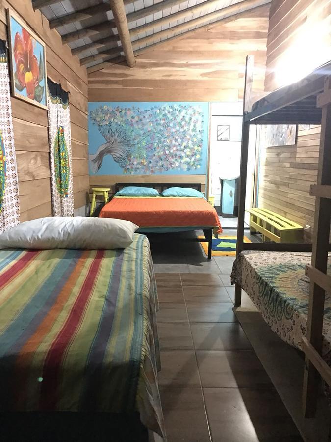 Wood House Hostel La Fortuna Exterior photo